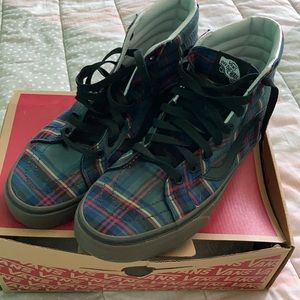 Vans plaid hi tops never worn